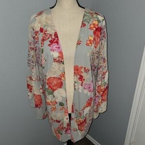 Light Gray Floral Open-Front Cardigan with Coral & Pink Blooms